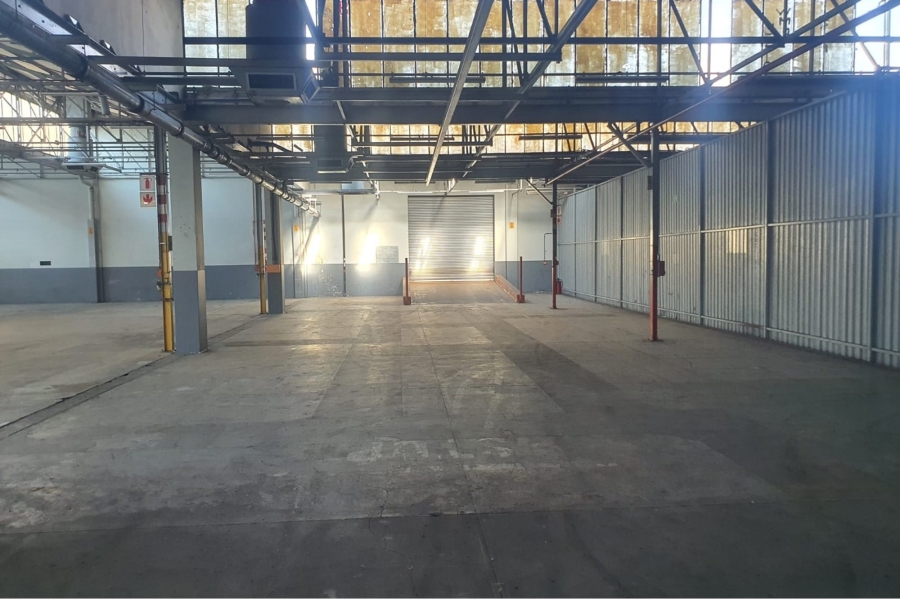 To Let commercial Property for Rent in Sidwell Eastern Cape